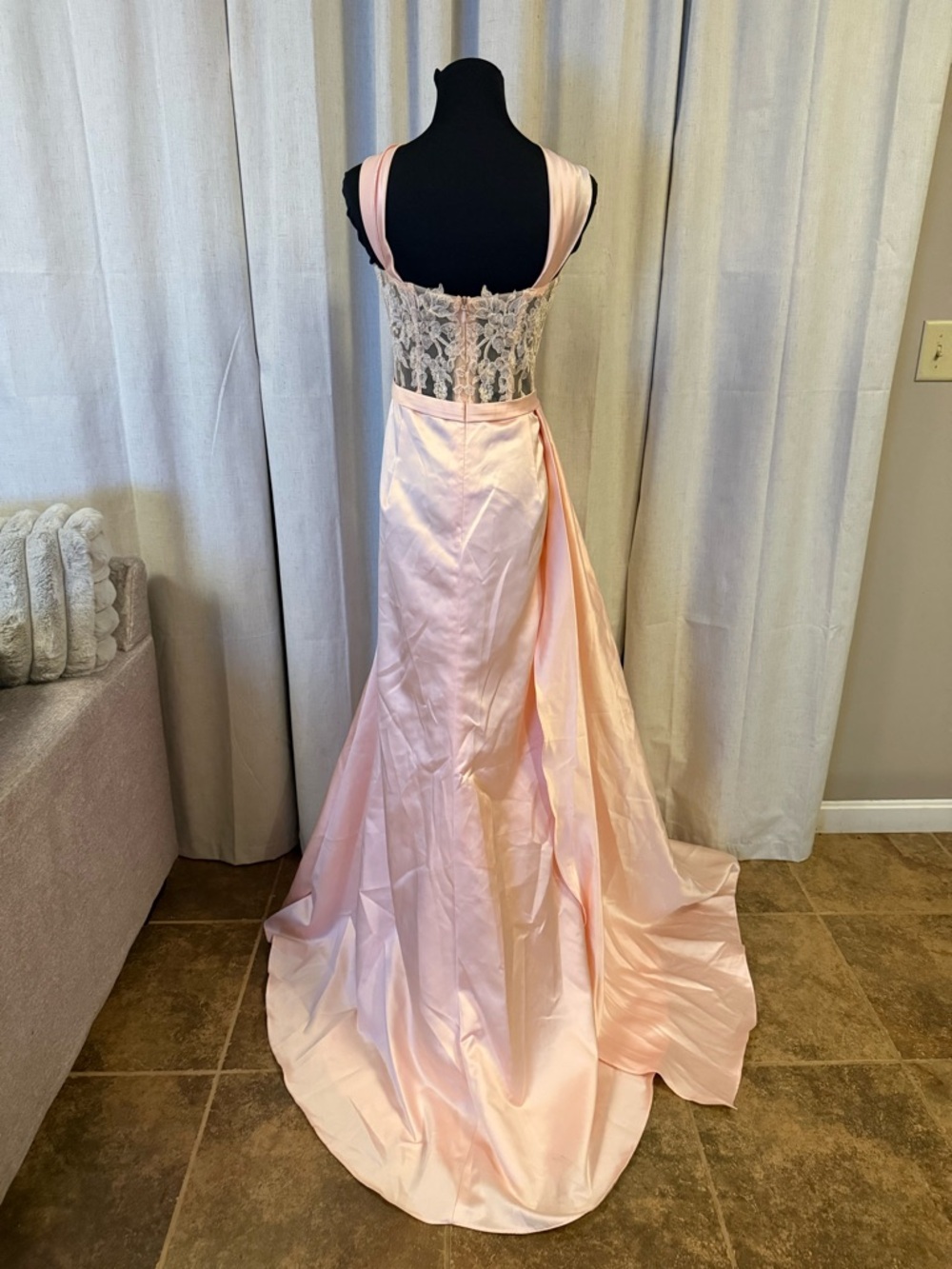 JJ's House Pink Corset Prom/Formal Dress Size 16 NWT - Picture 3 of 9